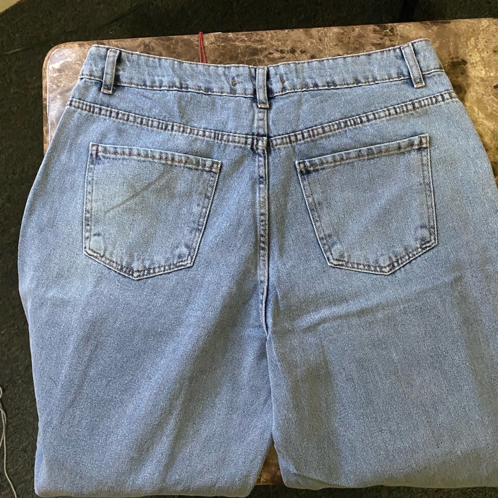 Women’s jeans